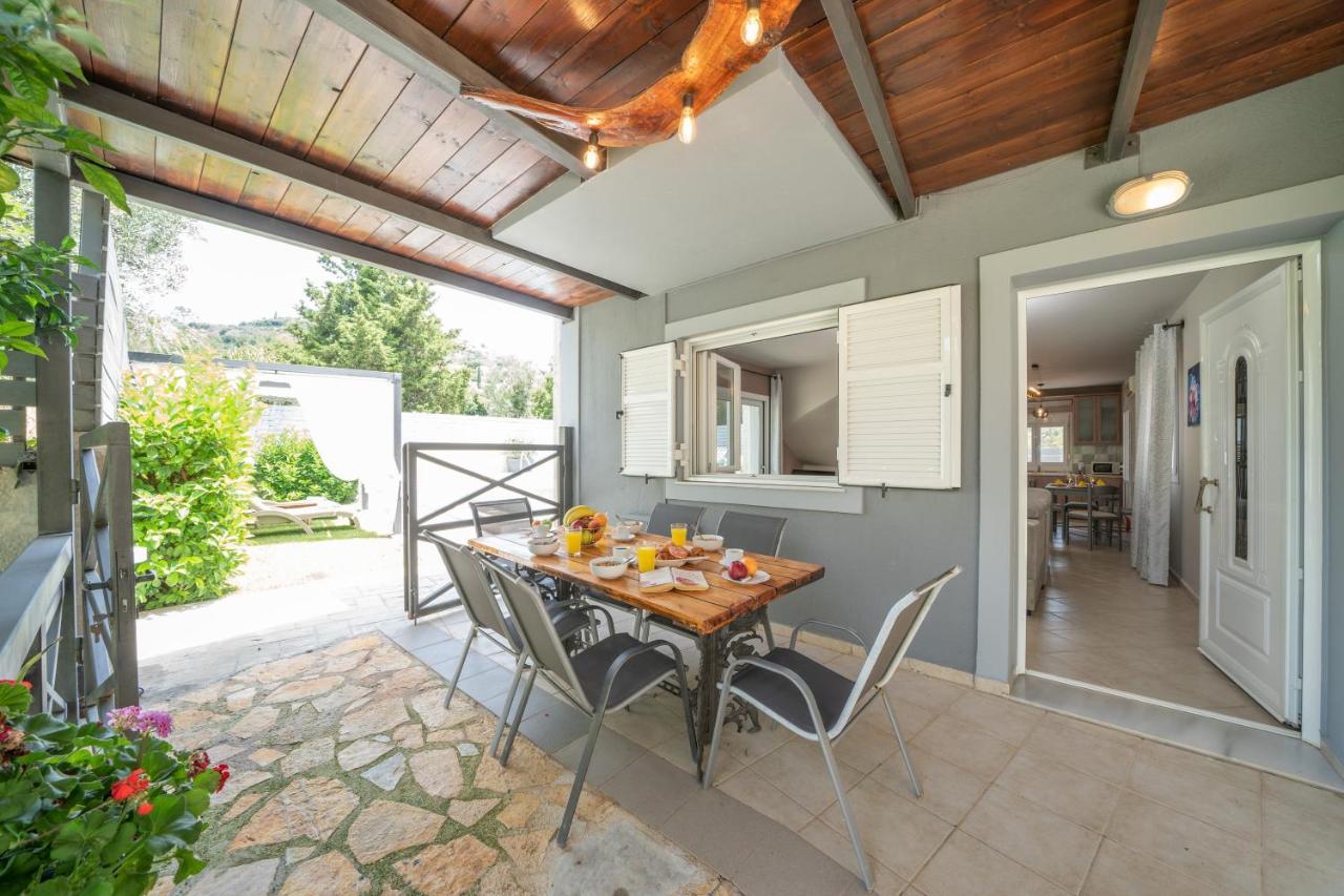 Popi'S Villa Svoronata Bagian luar foto
